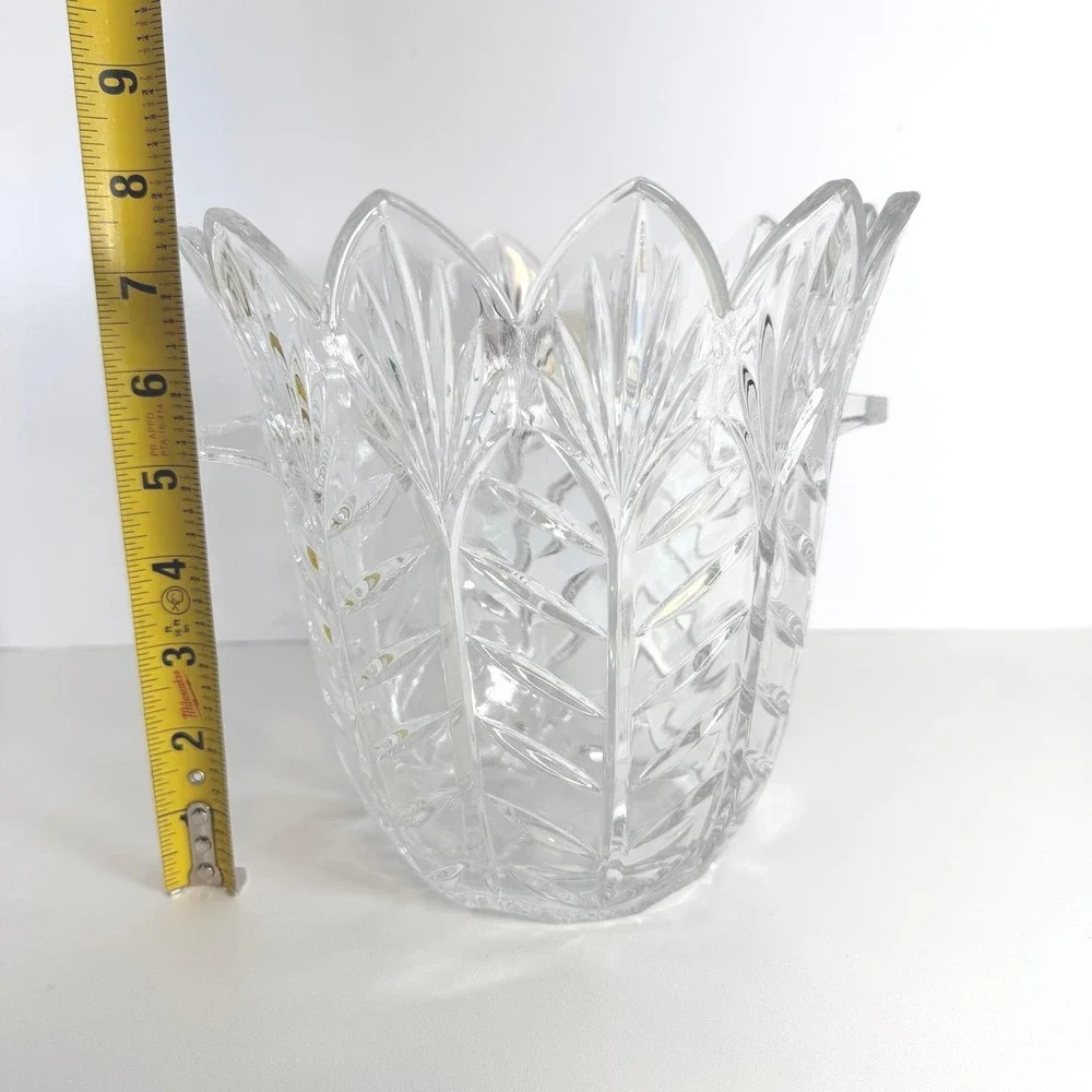 Fifth Avenue Crystal Vase Poland Tulip Flower Petal Design‎ Heavy Glass Decor